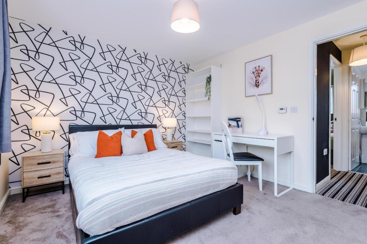 Chic 2 Bed House With Garden & Free Parking Βίλα Μάντσεστερ Εξωτερικό φωτογραφία